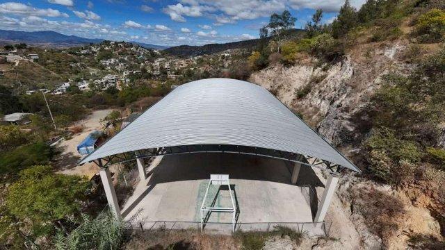 Entrega SIC techado en cancha de la agencia Guadalupe Victoria