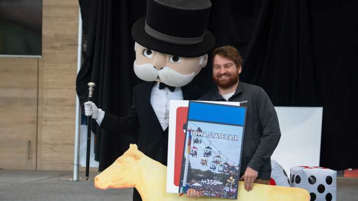 See which landmarks and icons are featured on the Des Moines Monopoly board