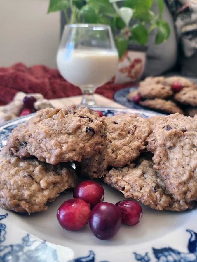 Hopelessly devoted to cookies? Try this spiced take on classic oatmeal