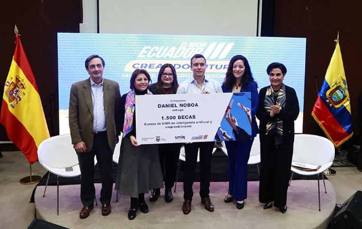 Presidente de Ecuador inicia agenda en España