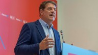 Besteiro promete a los militantes cerrar mañana la crisis por las denuncias contra José Tomé: «Non son días fáciles»