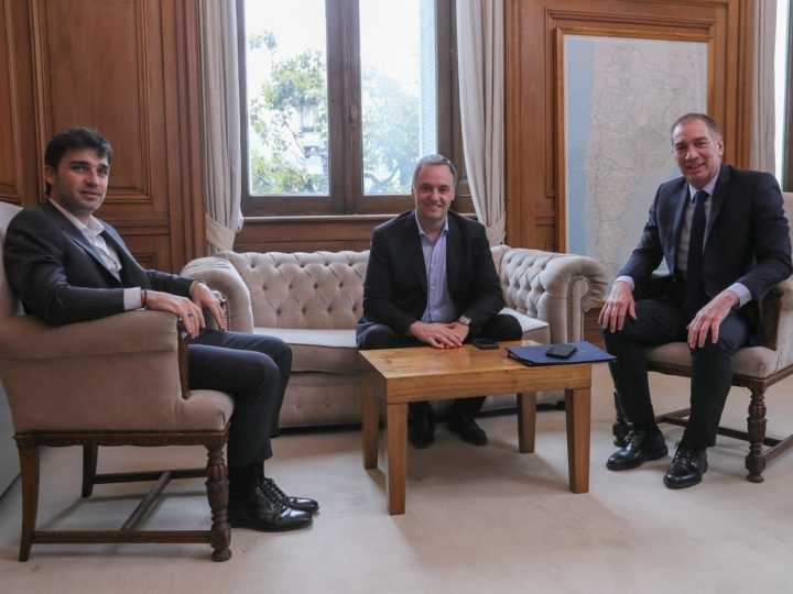 Tres diputados de Catamarca dejaron el bloque K y ahora hay empate por la primera minoría