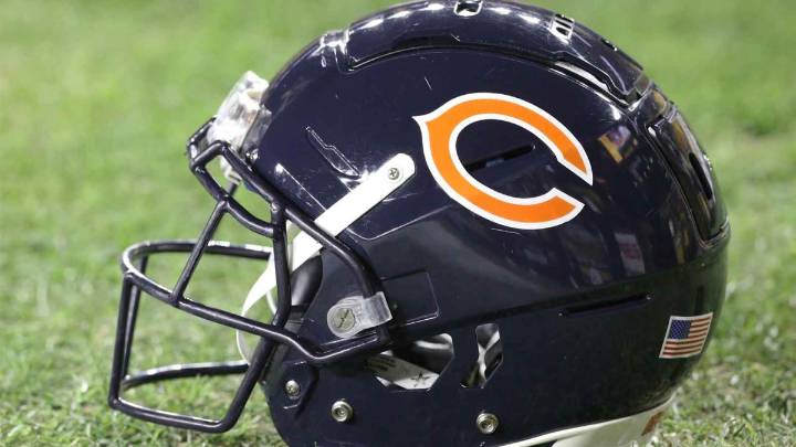 What time do the Chicago Bears play on Sunday?