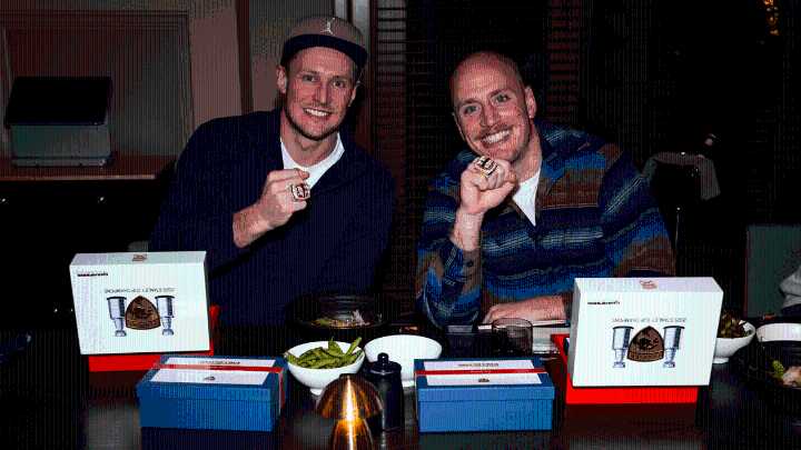 Schmidt, Vanecek receive their Stanley Cup rings