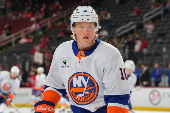 Islanders vs. Ducks prediction: Odds, picks, and best bet for Thursday's NHL showdown