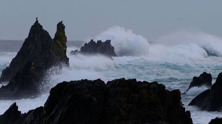 El tiempo este martes 2 de diciembre en España: alertas costeras en Galicia y el Cantábrico en un día nublado