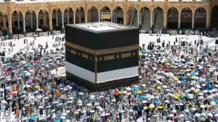 Haj pilgrims should choose only authorised operators: Kiren Rijiju