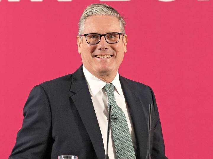 Sarwar’s fingerprints ‘all over the budget’, says Starmer