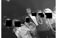 Nuevas fotos del archivo Epstein muestran a Trump posando con un grupo de mujeres