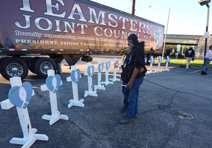 UPS put profits over safety before plane crash that killed 14, lawyer alleges