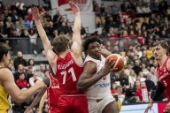 Grave lesión de Osobor: rotura del ligamento cruzado anterior de la rodilla izquierda