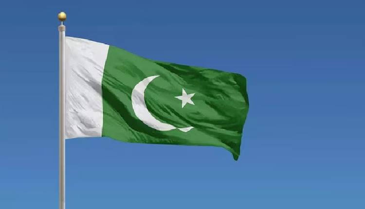 Hindu schoolgirls allegedly pressured to convert  in Pak’s Sindh; inquiry launched