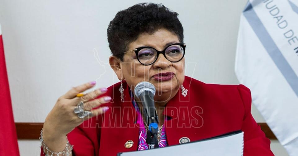 Designan a Ernestina Godoy como nueva titular de la FGR