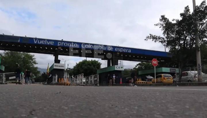 Cruce fronterizo entre Colombia y Venezuela mantiene flujo habitual en medio de tensión con EE.UU.