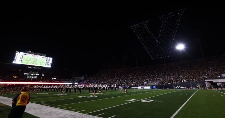 Former Vanderbilt AD Roy Kramer dies at age 96