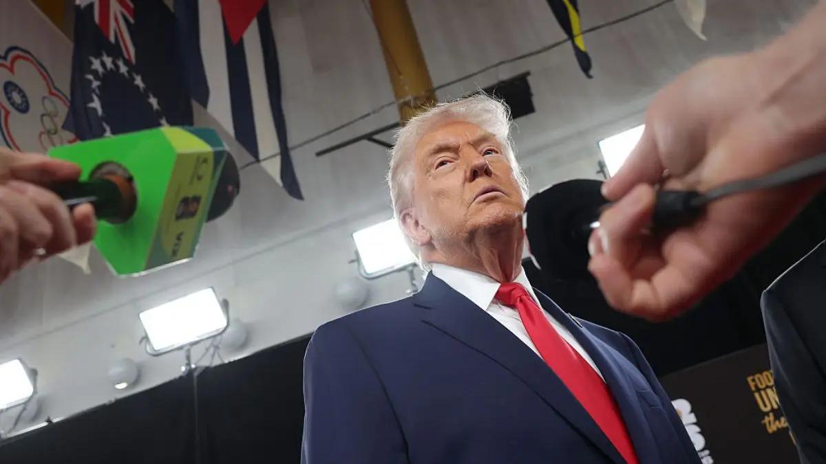 ‘Living in His Own Delusion’: Trump Lashes Out at Reporters, Calling Them ‘Lunatics,’ While Insisting He’s ‘Sharper’ Than He Was 25 Years Ago