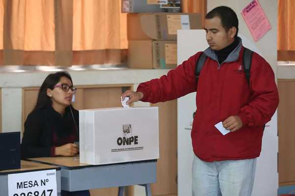 JNE APRUEBA CRONOGRAMA PARA LAS ELECCIONES REGIONALES Y MUNICIPALES 2026