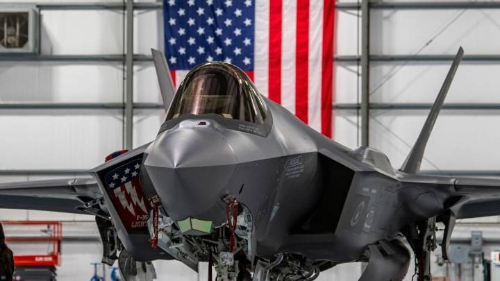 ¿Cómo son las aeronaves de combate de EE. UU. que sobrevolaron cerca de Venezuela?