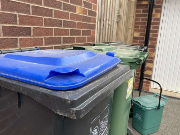 Changes announced for Kenilworth bin collections this Christmas | Local News 