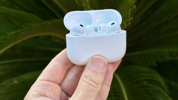 Unos científicos investigan cómo unos AirPods, combinados con inteligencia artificial, podrían leer nuestra mente
