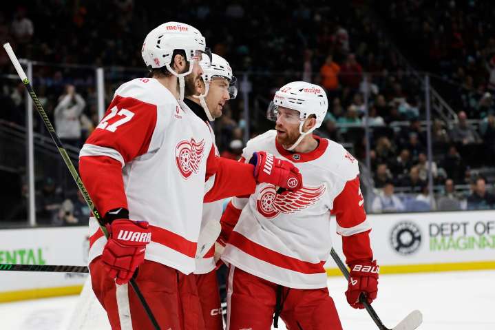 Where to watch the Red Wings vs. Flames NHL livestream today for free