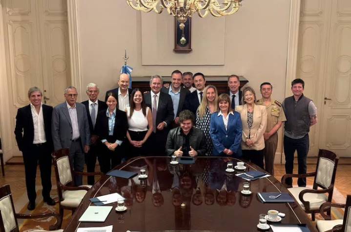 El Gobierno mueve sus fichas: un borrador secreto anticipa la reforma laboral que podría redefinir el trabajo en la Argentina