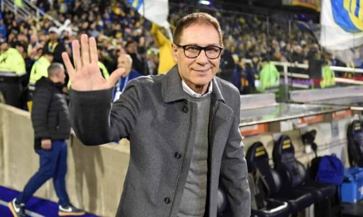 Ariel Holan dejó de ser el entrenador de Rosario Central