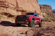 GMC Canyon AT4X 2026 llega a México: 310 HP, 4WD extremo y WiFi ilimitado en una sola pick