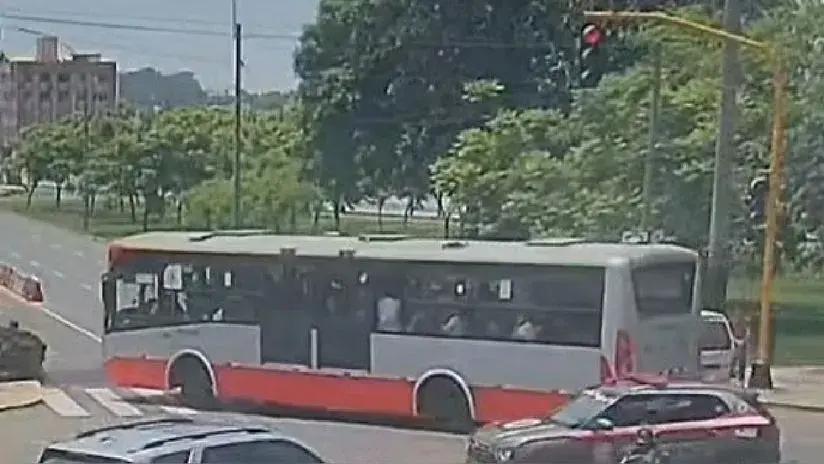 La Molina: mujer de 70 años resulta gravemente herida tras ser atropellada por bus del Corredor Rojo