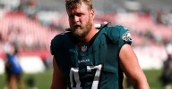 Eagles open practice window for Charley Hughlett