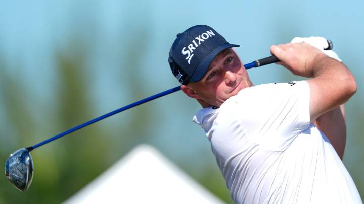 Hero World Challenge: Sepp Straka surges into lead with Scottie Scheffler one shot back at PGA Tour event