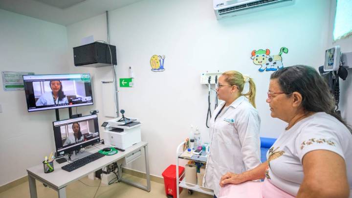 La historia de cómo los médicos especialistas llegan a los rincones más alejados de Antioquia gracias al internet satelital