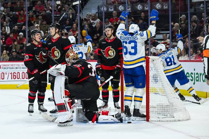 Deadspin | Jake Neighbours, Joel Hofer star in Blues' win vs. Senators