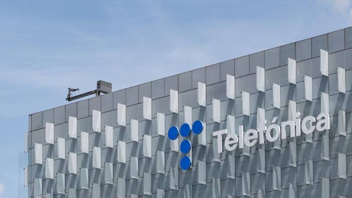Telefónica ofrece despidos a partir de los 54 años y en las mismas condiciones de 2024
