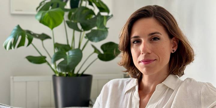 De la Fuente-Núñez, la médica que lidera la lucha contra el edadismo, la única discriminación que todos ejercemos y sufrimos a lo largo de la vida