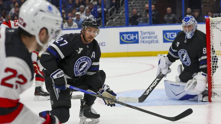 Lightning sign defenseman Ryan McDonagh to a 3