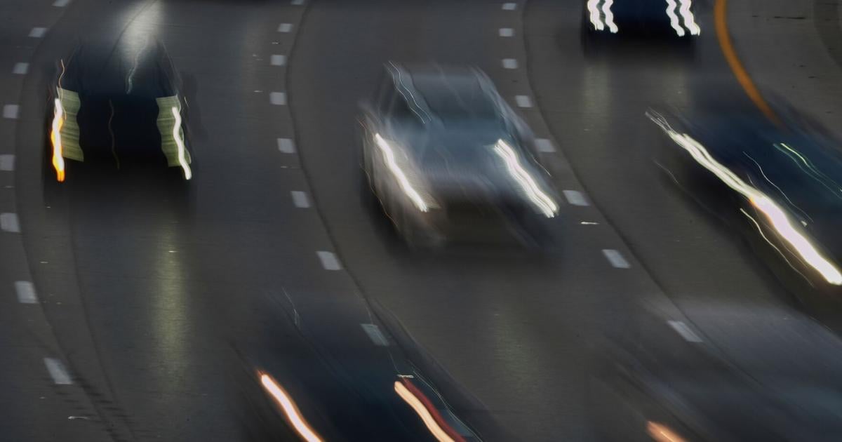 FACT FOCUS: Trump said weaker gas mileage rules will mean cheaper cars. Experts say don't bet on it