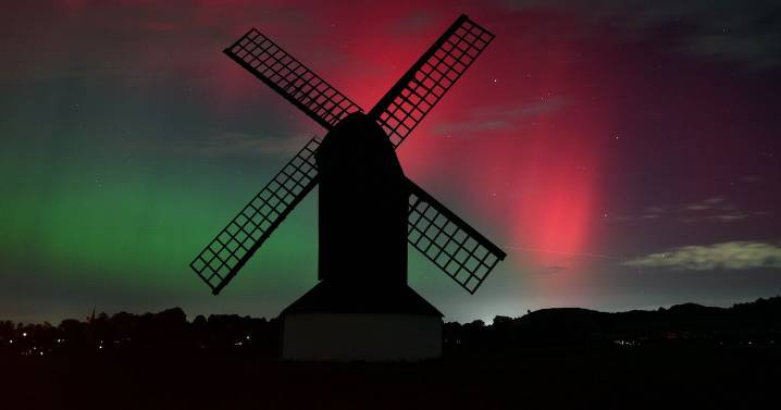 Scots 'likely' to see Northern Lights tonight as rare red aurora alert issued