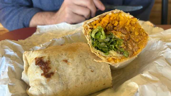 Mexican street food a joy at Wholly Frijoles in Cuyahoga Falls