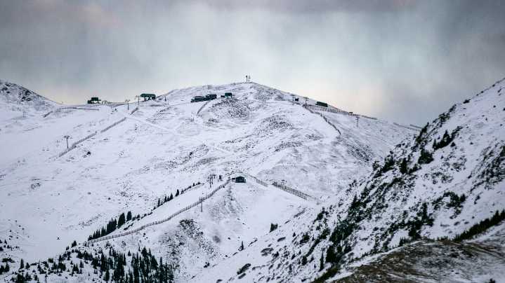 U.S. ski resorts are bracing for a steep drop in international travel due to politics : NPR