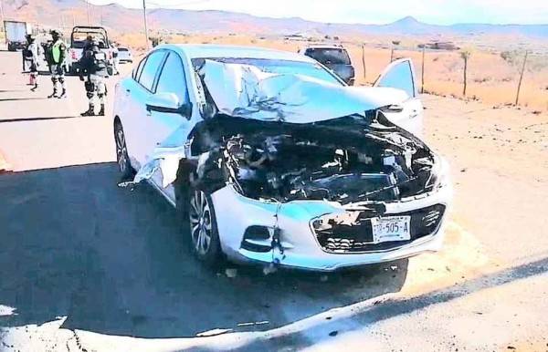 Dos lesionados, saldo de choque alcance en la vía corta