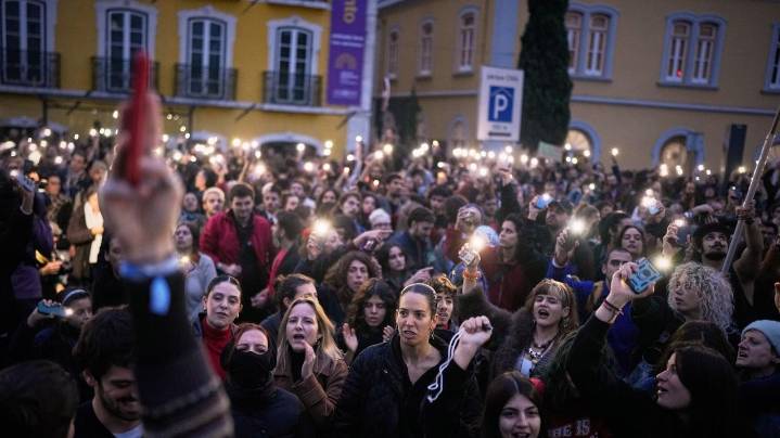 A major strike in Portugal severely disrupts travel and public services