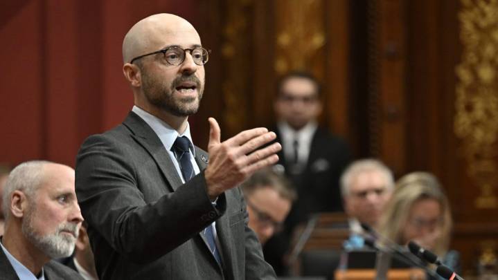 Quebec Referendum: QS co-spokesperson Sol Zanetti urges Ottawa to ‘stay out of it’