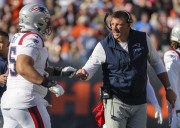 NFL Coach of the Year odds: Mike Vrabel, Ben Johnson lead the pack