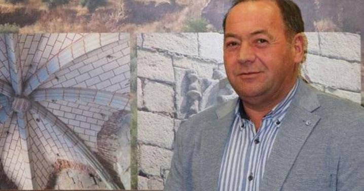 Escándalo en Belalcázar por unos mensajes sexuales del alcalde a una subordinada: "Te tengo muchas ganas"