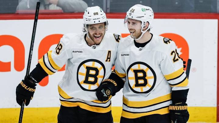 Pastrnak nets 4 points as the Bruins beat the Jets 6