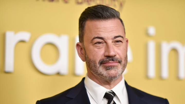 ABC signs Jimmy Kimmel to a one-year contract extension, months after temporary suspension