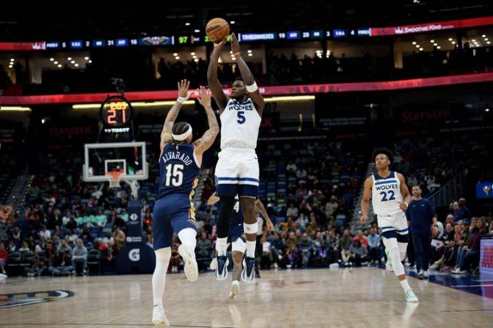 NBA roundup: Jaylen Brown (42), Celtics hold off Knicks