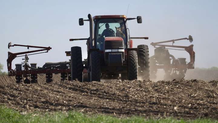 Trump announces $12B in aid for Michigan and other farmers hit hard by trade war