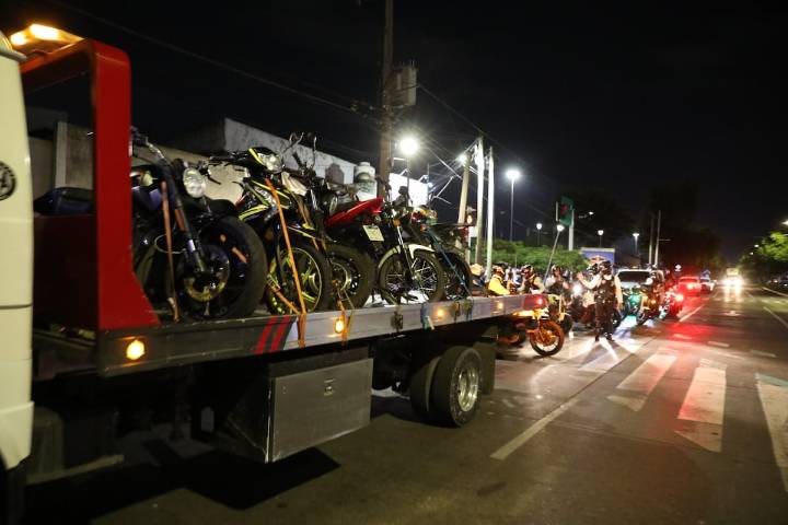 Jalisco frena viajes en moto de apps de transporte; cierra el paso a prácticas ilegales